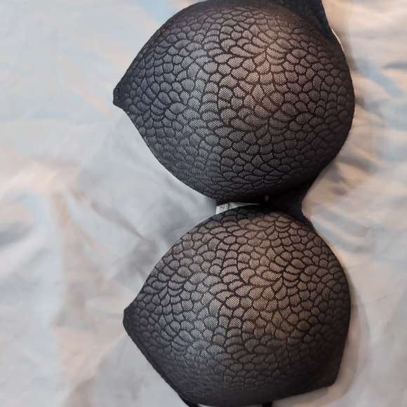 Women's Size 36D Unbranded Black Padded Pushup Bra with Underwire - Picture 1 of 12